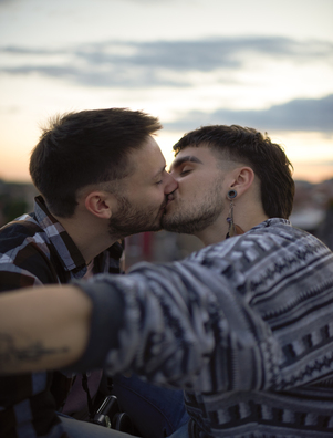 Free Gay Dating Sites